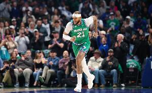 盼无大碍！独行侠中锋加福德遭遇右肩神经震荡 本场不会回归