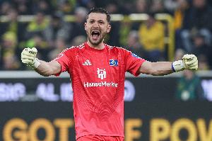 图片报：为下赛季寻找二号门将，拜仁有意汉堡33岁老将费尔南德斯