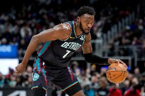 尽力了！保罗·里德13中7拿下21分10板2助1断4帽