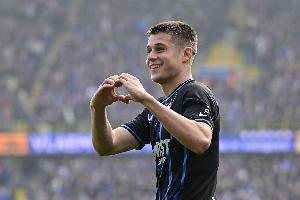 天空：阿森纳、热刺询价布鲁日前锋特雷索尔迪，多特、药厂亦有意