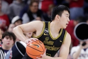 媒体人：王俊杰申请转校是正确选择 旧金山大学没真正将他放心上