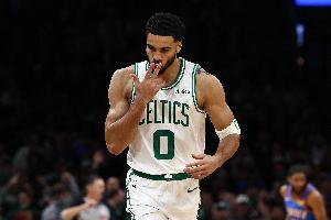 入选年度最佳队友候选名单！凯尔特人发文祝贺塔图姆！