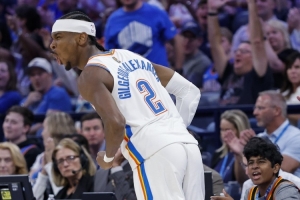 活塞主帅：SGA的造犯规能力一绝&这是一种天赋 他25罚&而我们23罚