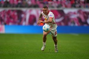 英媒：罗伯逊离队+齐米卡斯可能转会 利物浦考虑莱比锡27岁劳姆