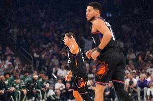 太阳1月24日起一直稳居西部第七 现在只能去争最后一个季后赛席位