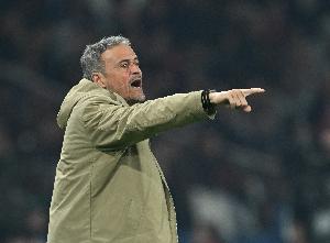 佩蒂特：对巴黎的表现并不满意，有25分钟球员们都消失了