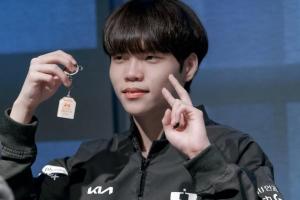 毁我许哥基业！Siwoo维鲁斯帮完送 冒进害SMK卡牌 团战毫无作用