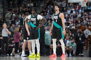 詹姆斯：附加赛中的黑马球队是开拓者 他们具备天赋和运动能力