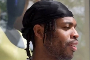 希尔德：我自幼家境贫寒但这没能定义我 有钱后要学会对他人说不