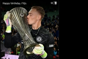 切尔西门将约恩森24岁生日，俱乐部官推发文祝福：生日快乐！