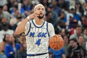 就剩防守了！萨格斯全场9投1中 三分6中1仅得4分6板4助3断