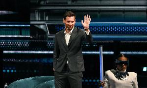 奥莱报：梅西此前曾多次透露，比起教练更希望成为俱乐部老板