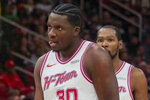 卡佩拉：杜兰特无人能够替代 希望他下一场能回归