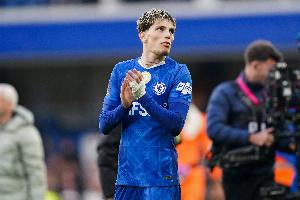 曼晚：当初有人认为4000万镑卖加纳乔太低了，现在曼联球迷开心了