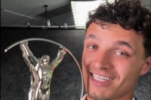 诺里斯获奖感言：这是个珍贵的奖项，想把它放在世界冠军奖杯旁