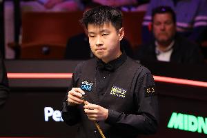 无冷门！斯诺克世锦赛首轮过半，资格赛选手还未取得一场比赛胜利