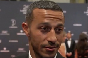 蒂亚戈：萨拉赫和罗伯逊是红军传奇，无论去哪都是令人惊叹的球员