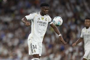 曼晚：皇马想卖卡马文加但琼阿梅尼转会费更高，曼联决心抓住机会