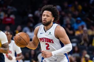 绝对核心！坎宁安27分6板11助稳军心 生涯前8场季后赛全部20+