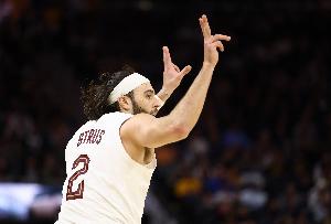 2-0领先猛龙！斯特鲁斯：我们季后赛的心态就是赢或者回家