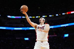 34张第一选票仍不够！小海梅·哈克斯331分排第二 无缘最佳第六人