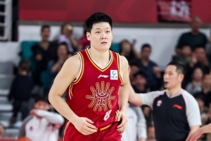 状态还不错！张宁替补9中5拿到14分3板 三分6中3&正负值+19