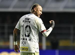 TA：埃斯特旺受伤导致巴西可能调整阵容规划 内马尔回归再被热议