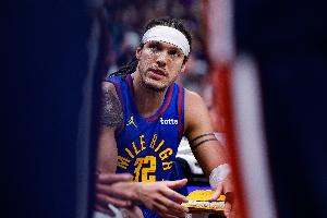 解说谈戈登缺阵：运动能力缺失很大 G3对位有点考验阿德尔曼了