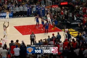 悬念还在！杰伦·约翰逊自投自抢继续得分紧咬尼克斯