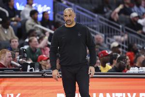 前NBA球员：说乌度卡下课的简直疯了 火箭少了范弗里特和亚当斯