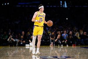 明天可能打！里夫斯原本预计需4-6周才能复出 现在仅过去3周