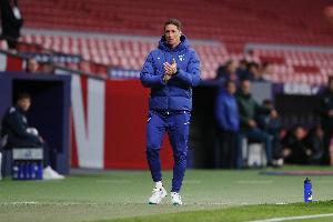 托雷斯：我想继续踢球但膝盖已无法承受 要允许孩子表达自我