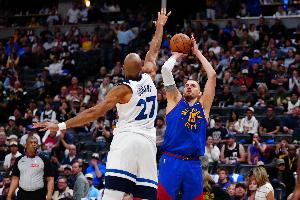 几乎两倍！前三节罚球对比：森林狼15中11 掘金29中23&但落后20分