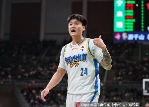 许利民：赵睿会很快回来 他今天本来想打一打但我们不想冒险