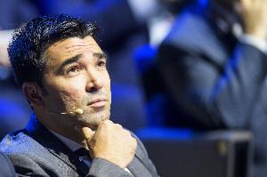 每体：德科与皇家社会中卫马丁的经纪人非正式会面，探讨转会可能