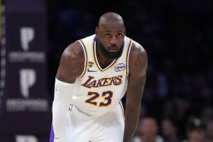 詹姆斯谈最后体能充沛终结比赛：我一直在为这样的时刻做准备