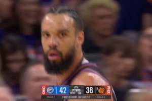 扛起进攻！狄龙里突外投连续拿分 还造杀伤率队顽强咬住