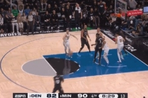 分差上双！戈贝尔脑后帅气摘板助攻康利命中三分球