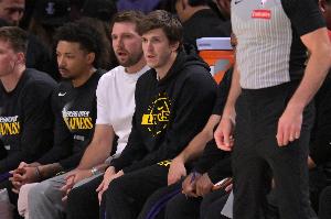 雷霆也3-0了！湖人真该考虑放一场？第二轮可能提前开打！