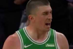 塔图姆：普理查德，那人便是恩比德！