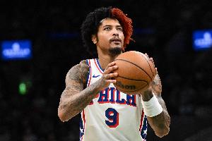 今天不灵！乌布雷上半场5中0得到2分3板1助 三分2中0