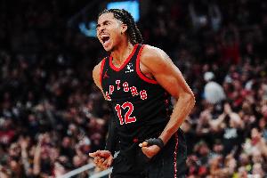 【菜鸟】博伊尔斯15分10板2断 埃奇库姆9中2得6分 哈珀6中1得3分