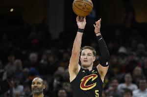 媒体人：除了梅里尔勉强算及格 骑士其他队员的表现都不及格