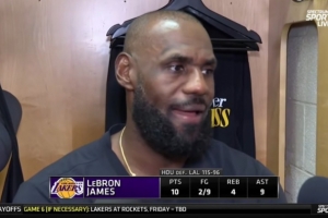 【完整版】詹姆斯：失误成了我们的致命弱点 我们的问题是进攻！