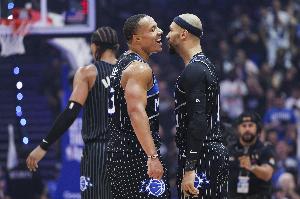 贝恩：萨格斯是我来到魔术第一个给我短信的人 他绝对是我的兄弟