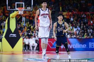 媒体人：徐昕这种天赋原本就在广东 但自己没用好 那只能承受结果