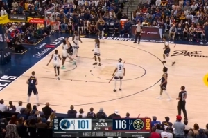 不给机会了！约基奇强攻打成2+1 掘金打8-0获得18分优势杀死悬念