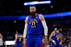 瓦兰：森林狼对抗凶悍 我们完全可以用同样的强度去硬碰硬