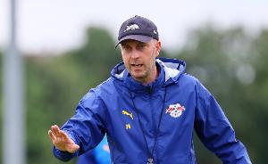 记者：莱比锡计划让奥勒·维尔纳继续执教，赛季结束后讨论续约