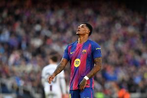 TA：巴萨对留下拉什福德的兴趣减弱，莱万还在等待巴萨的续约报价